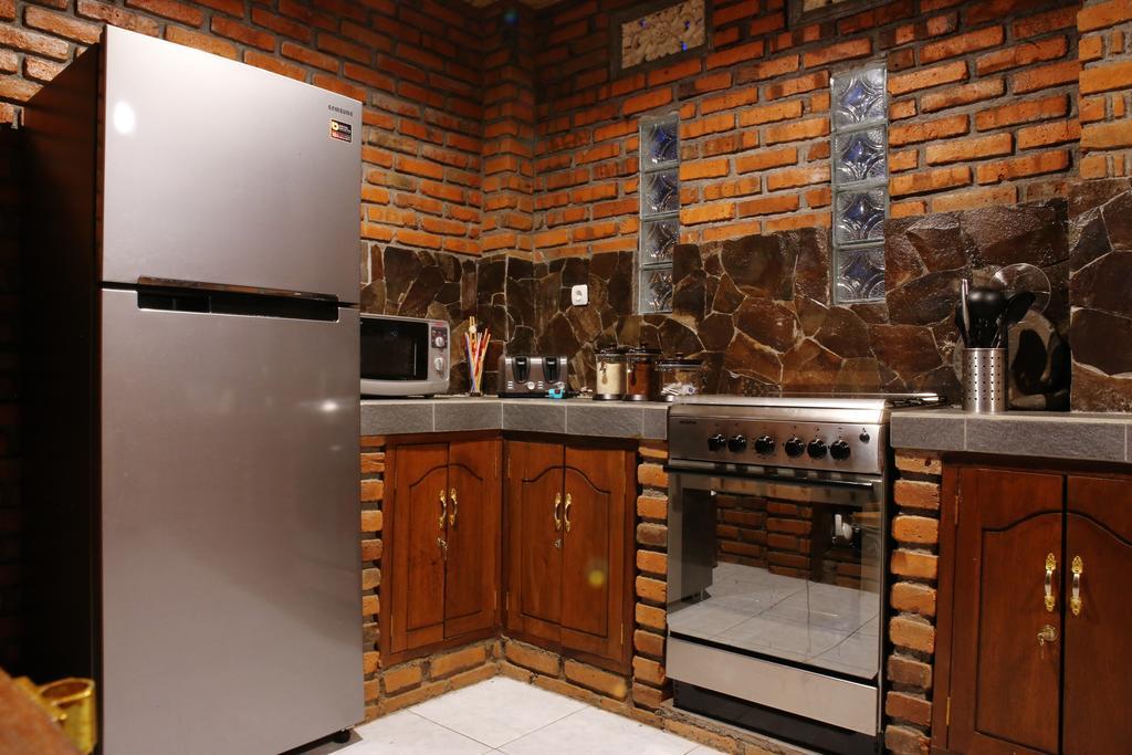 Villa Bantes Mps Kubutambahan  Exteriér fotografie